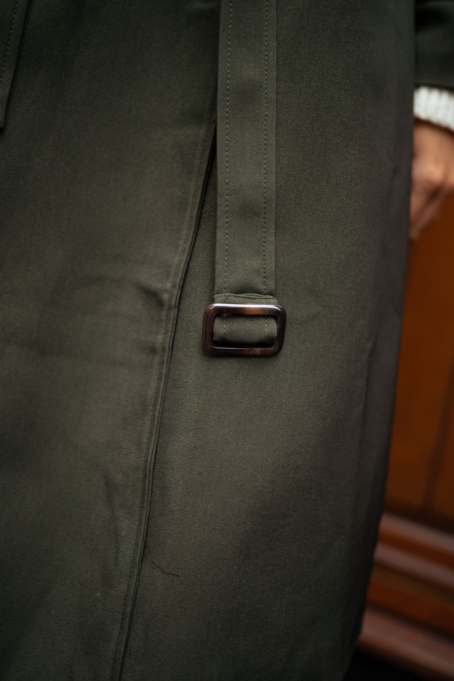 Women's Long Double Breasted Trench Coat with Belt and Lapel Collar