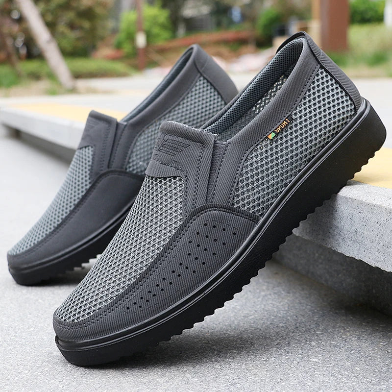 Men's Slip-On Mesh Loafers with Textured Sole and Elastic Insets