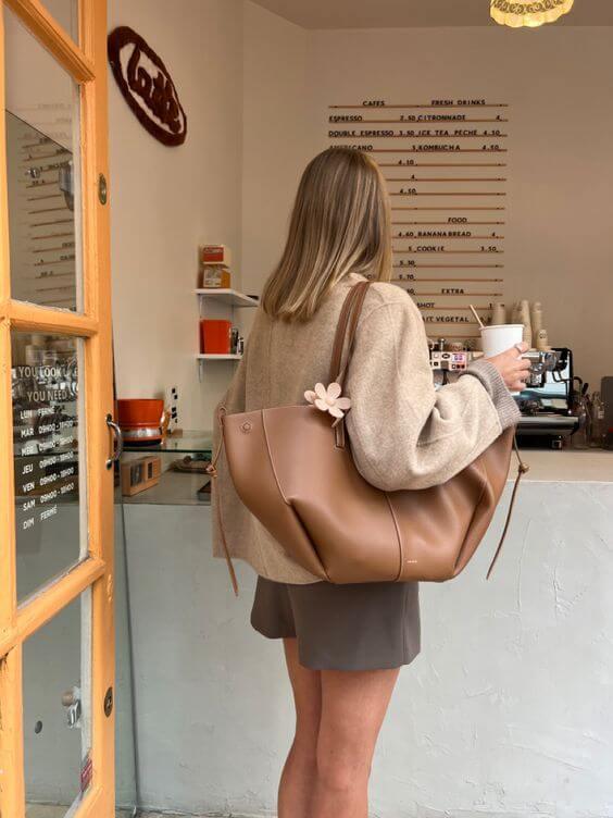 Women's Vintage-Inspired Tote Bag with Sturdy Top Handles