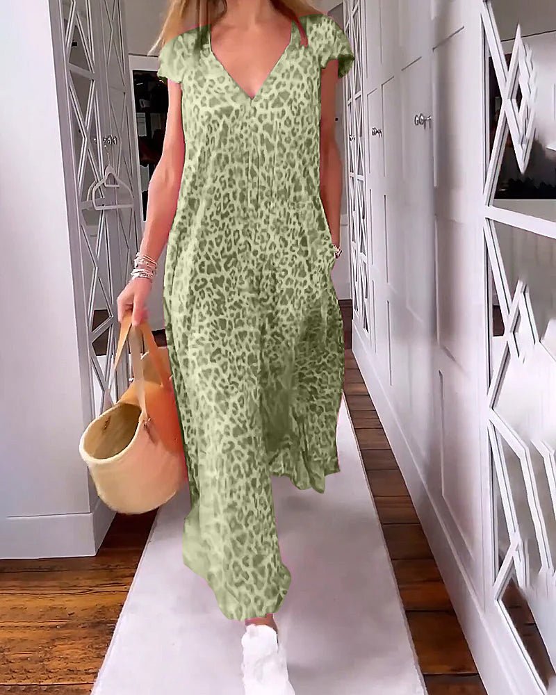 Women's V-Neck Maxi Dress with Animal Print and Relaxed Fit