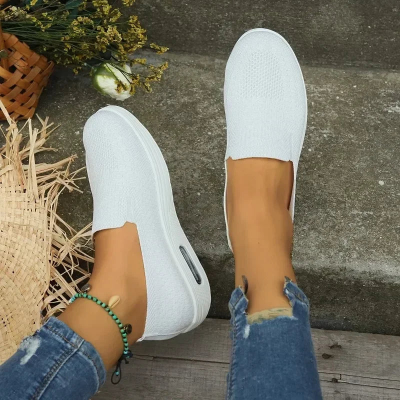 Women's Slip-On Walking Shoes with Arch Support and Air Cushion Sole