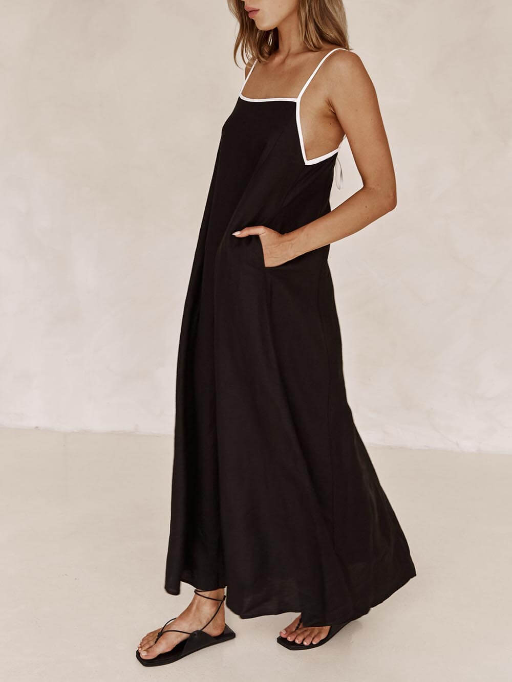 Women's A-Line Summer Vibe Contrasting Suspender Maxi Dress