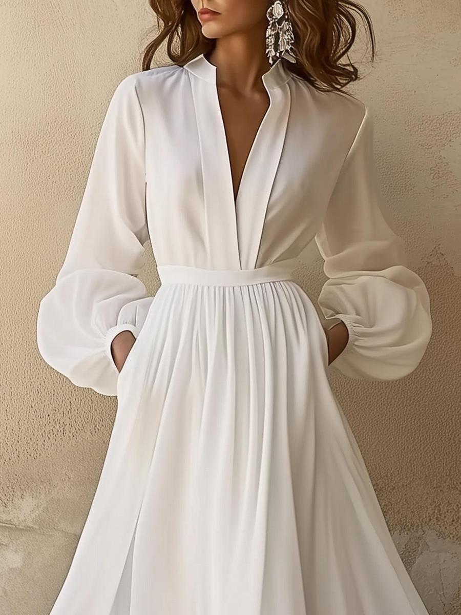 Women's Elegant Maxi Dress with Long Sleeves and Flowing Skirt