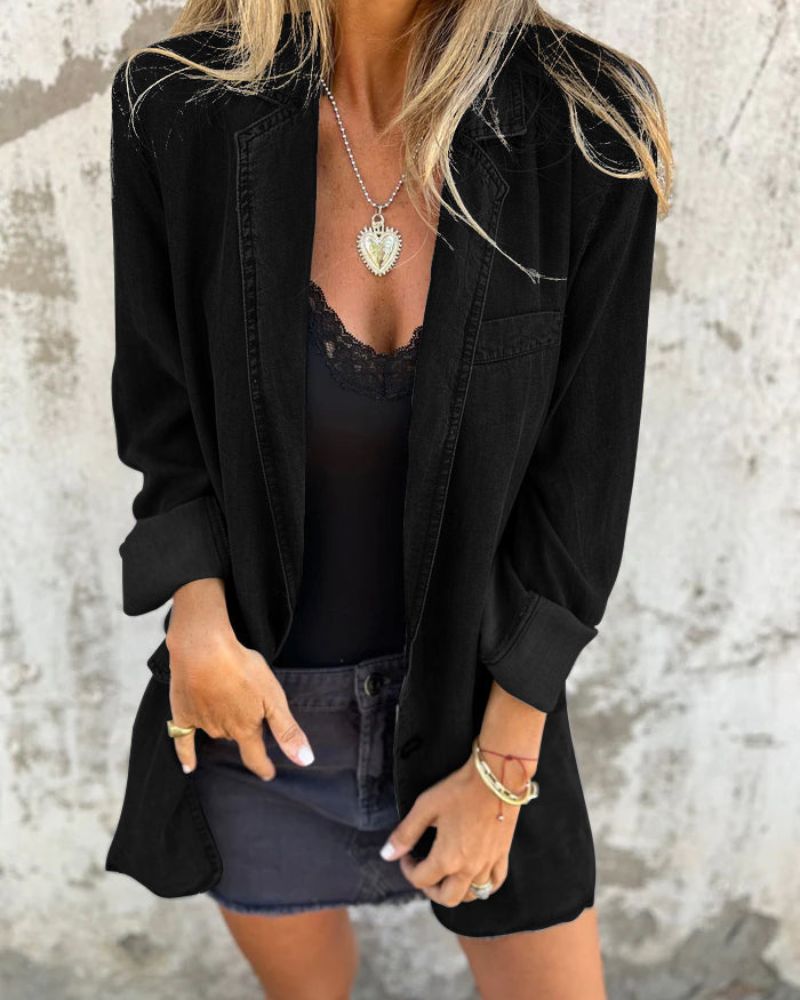 Women's Oversized Button-Up Jacket with Lapel Collar and Pockets