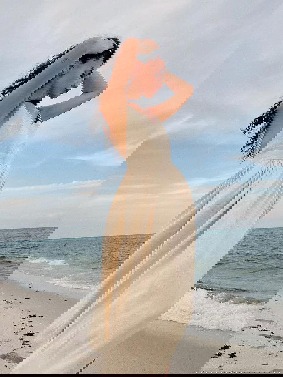 Women's Sleeveless Maxi Dress with V-Neck and Open Back