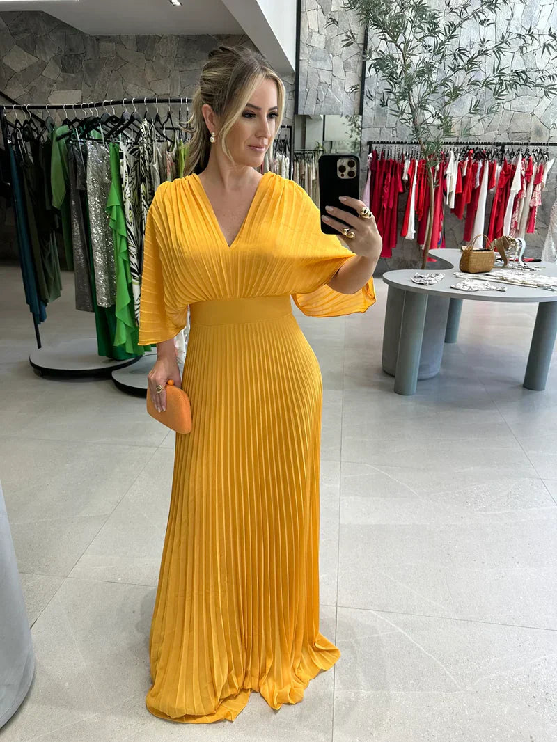 Women’s Elegant Maxi Dress with Pleated Skirt and Wide Sleeves