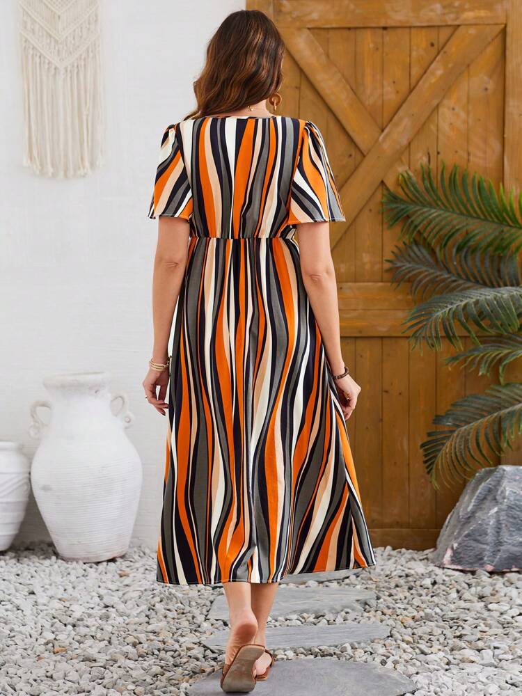 Women's Striped Maxi Dress with V-Neck and Short Sleeves