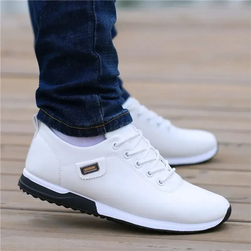 Men's Casual Lace-Up Shoes with Streamlined Sporty Outsole