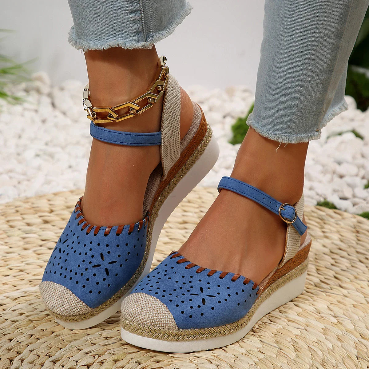 Women's Closed-Toe Espadrilles with Ankle Strap and Wedge Sole