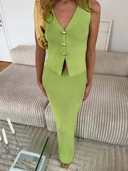 Women's Sleeveless Knit Two-Piece Skirt Set with V-Neck Top