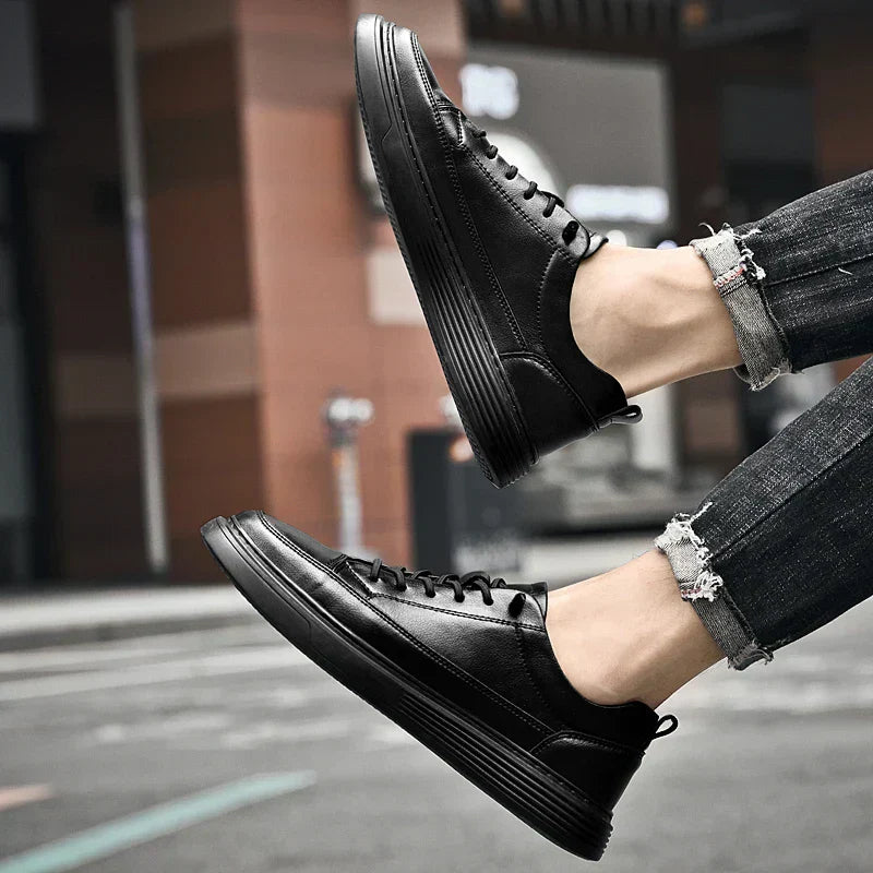 Men’s Low-Top Sneakers with Tonal Stitching and Lace-Up Closure