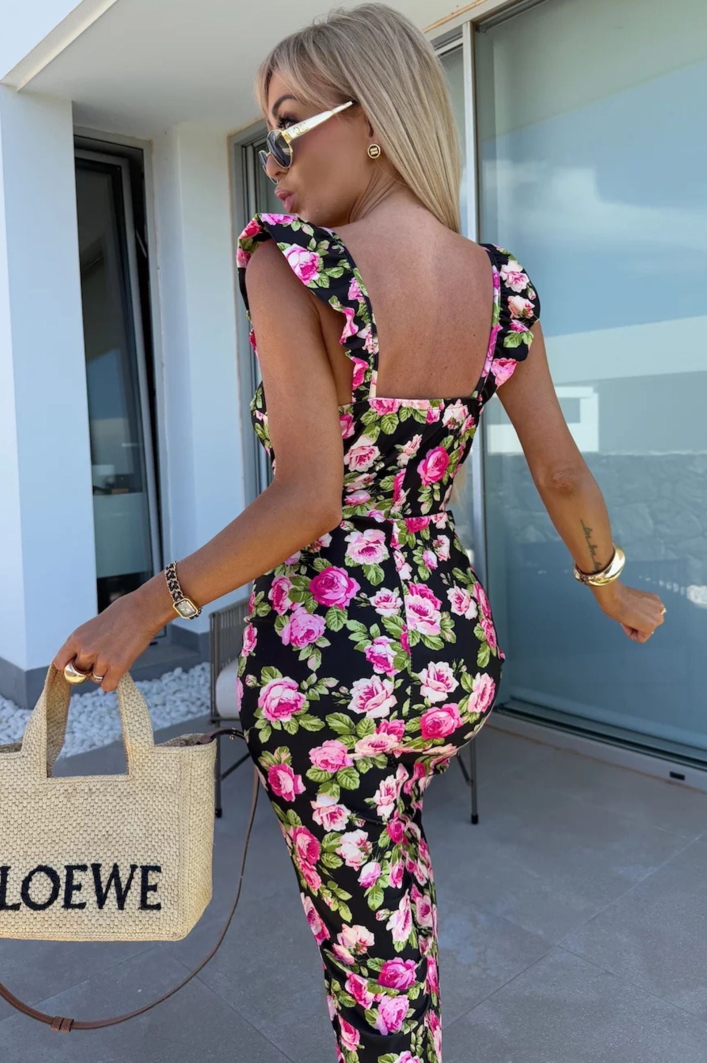 Women's Sleeveless Midi Dress with Side Slit and Ruched Waist