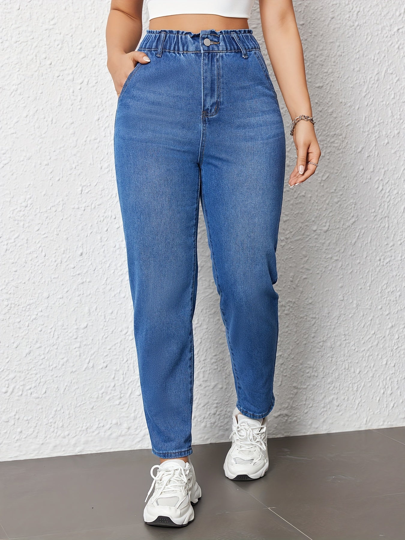 Relaxed High-Waist Jeans for Women