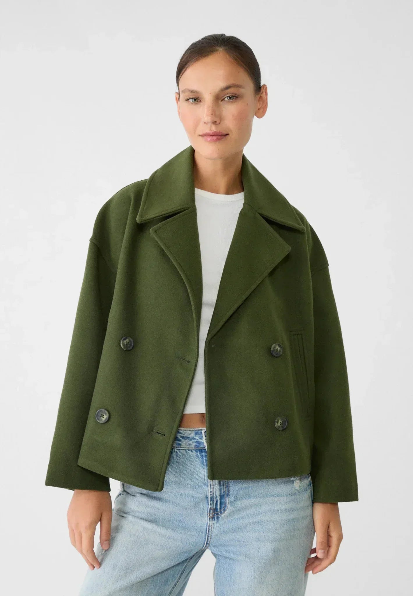 Women's Short Double-Breasted Winter Jacket with Wide Lapels